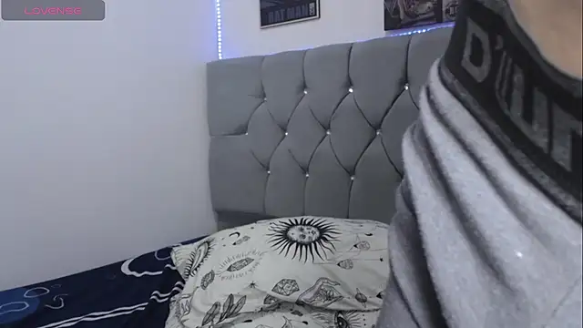 Loganjhonson19 online show from January 2026 02:27:02 AM