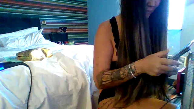 Snapshot of ScottishIvy chatting on January 2026 11:25:01 AM ScottishIvy online show from January 2026 11:25:01 AM