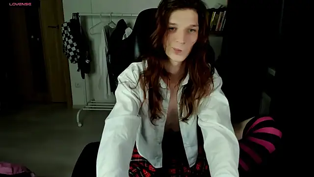 iceseeker2 online show from March 2026 09:42:02 PM