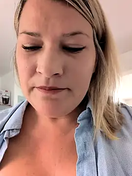 Pxetiteblonde1 online show from July 2026 10:31:01 AM