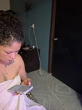 NenisJessicaOchoa online show from February 2026 06:13:02 PM