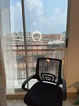 liam bronw online show from February 2026 05:07:02 PM