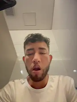 liam bronw online show from March 2026 05:40:01 PM