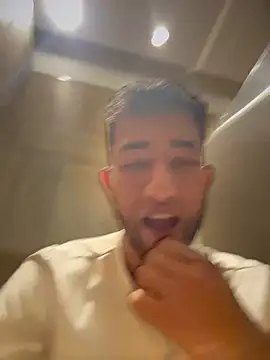 liam bronw online show from June 2026 08:01:02 PM