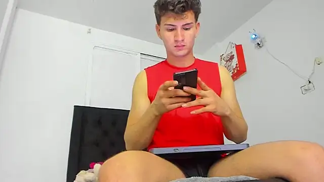Snapshot of camilo_model chatting on April 2026 03:46:01 AM camilo model online show from April 2026 03:46:01 AM