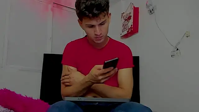 Snapshot of camilo_model chatting on May 2026 03:57:02 AM camilo model online show from May 2026 03:57:02 AM