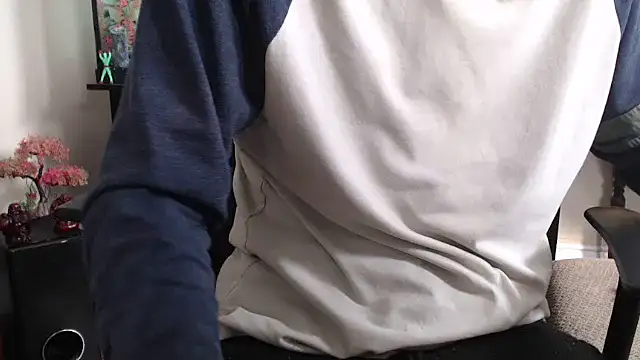 EspanolVato online show from March 2026 08:15:02 PM