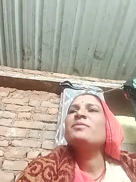 Hot hiuj online show from January 2026 04:20:01 PM