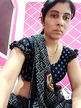 Snapshot of Hot_ree85 chatting on February 2026 09:05:02 AM Hot ree85 online show from February 2026 09:05:02 AM