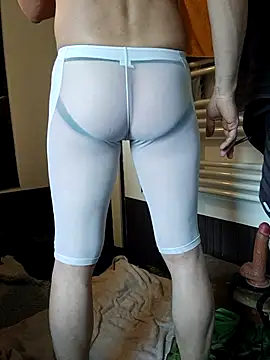 chrisopen07 online show from February 2026 04:17:01 PM