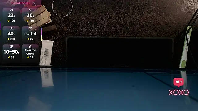 Snapshot of Naughty_QueenXoXo chatting on January 2026 02:02:02 AM Naughty QueenXoXo online show from January 2026 02:02:02 AM