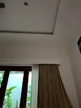 Milly Meyson online show from January 2026 03:22:01 AM