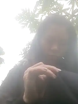 Snapshot of Xiuxiu-cute chatting on January 2026 04:04:02 AM Xiuxiu-cute online show from January 2026 04:04:02 AM