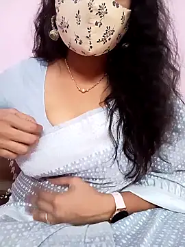Snapshot of Ammu14399 chatting on April 2026 08:36:02 AM Ammu14399 online show from April 2026 08:36:02 AM