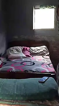 Isabel and Heckler online show from February 2026 02:57:02 PM