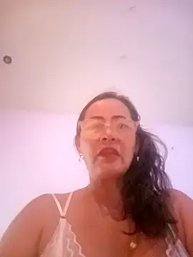 Snapshot of Salome_69 chatting on April 2026 07:18:01 PM Salome 69 online show from April 2026 07:18:01 PM