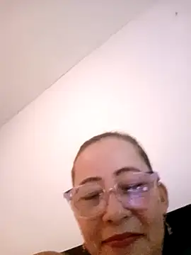 Snapshot of Salome_69 chatting on April 2026 02:41:01 PM Salome 69 online show from April 2026 02:41:01 PM