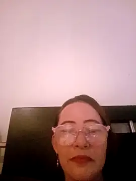 Snapshot of Salome_69 chatting on April 2026 01:46:02 PM Salome 69 online show from April 2026 01:46:02 PM