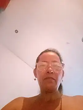 Snapshot of Salome_69 chatting on May 2026 02:44:02 PM Salome 69 online show from May 2026 02:44:02 PM