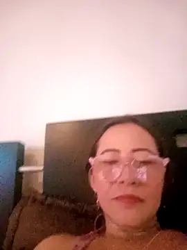 Snapshot of Salome_69 chatting on May 2026 02:33:02 PM Salome 69 online show from May 2026 02:33:02 PM