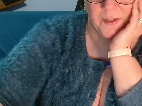 xmyriamx online show from April 2026 08:35:02 AM