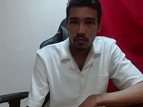 Calientes96 online show from February 2026 11:12:02 PM