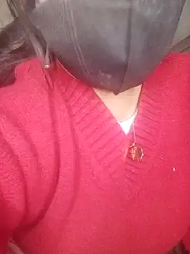 Snapshot of Piu_18 chatting on January 2026 12:21:01 PM Piu 18 online show from January 2026 12:21:01 PM