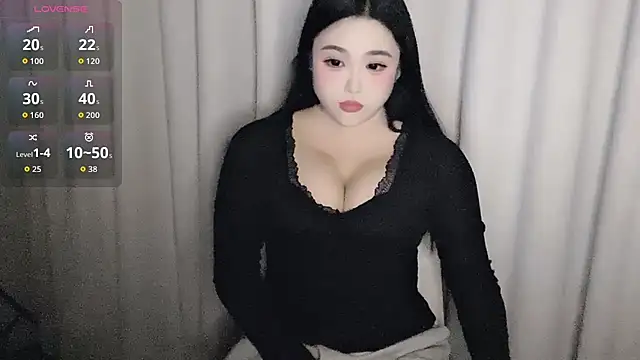 Missqiu-w online show from January 2026 11:05:01 AM