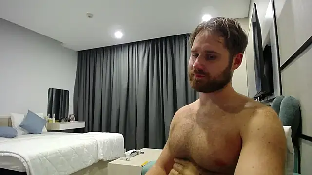 LorenzoLux online show from April 2026 12:41:02 PM