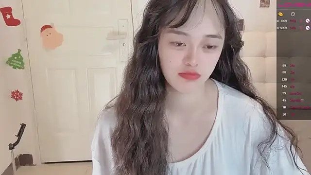 sunny-ly online show from April 2026 05:21:02 PM