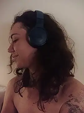 Dirty Pink online show from February 2026 09:13:02 AM