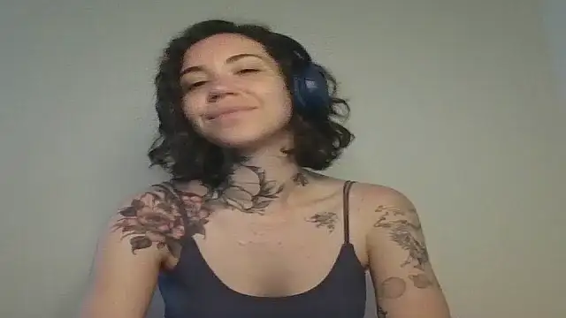 Dirty Pink online show from March 2026 09:32:02 AM