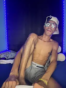 alexx 23cm online show from January 2026 11:42:01 PM