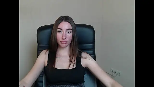 cammila horn online show from January 2026 06:24:01 PM