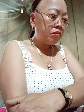 Snapshot of Agnes-baby chatting on July 2026 11:09:02 PM Agnes-baby online show from July 2026 11:09:02 PM