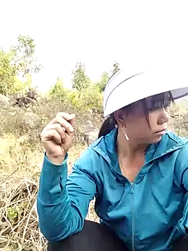 Snapshot of alycen chatting on January 2026 02:39:01 AM alycen online show from January 2026 02:39:01 AM