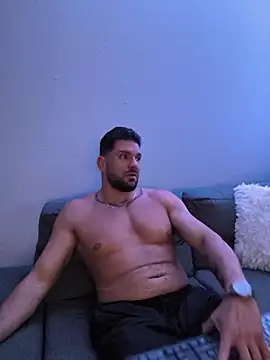 Angelo 33 online show from February 2026 03:21:02 PM