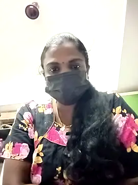 Snapshot of Tamil_Maha69 chatting on February 2026 05:28:01 PM Tamil Maha69 online show from February 2026 05:28:01 PM