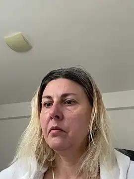 Amelia9798 online show from April 2026 06:03:01 AM