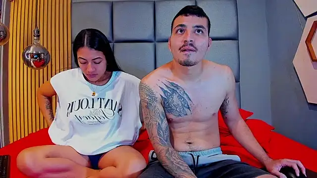 Snapshot of ZOE_GIANLUCA chatting on February 2026 12:06:01 AM ZOE GIANLUCA online show from February 2026 12:06:01 AM