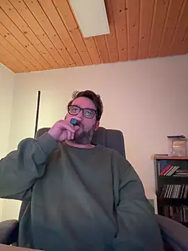 Dominic2295 online show from February 2026 07:40:01 AM