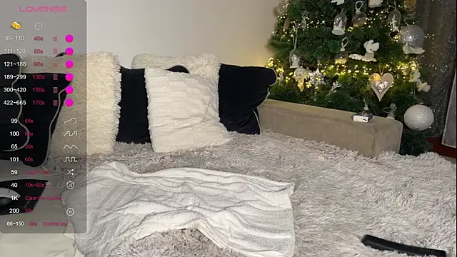 Snapshot of NatashaRedX chatting on January 2026 03:06:01 PM NatashaRedX online show from January 2026 03:06:01 PM