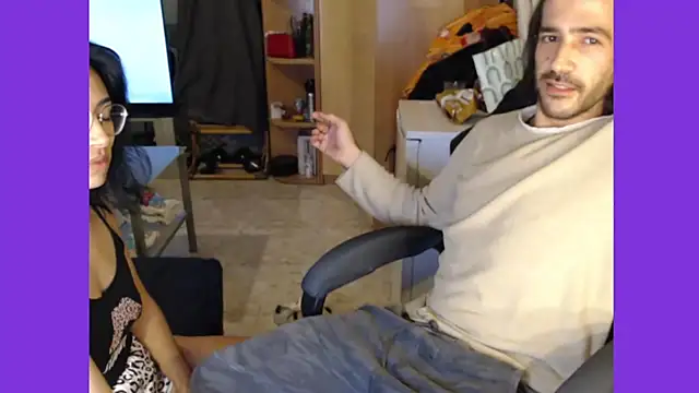 Snapshot of Blackroseyzeus chatting on January 2026 05:40:01 PM Blackroseyzeus online show from January 2026 05:40:01 PM