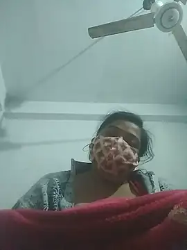 Snapshot of momo_loves chatting on January 2026 04:56:01 PM momo loves online show from January 2026 04:56:01 PM