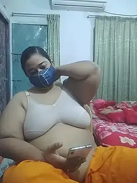 momo loves online show from March 2026 07:17:02 PM