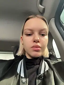 AshleyMur online show from April 2026 05:18:02 AM