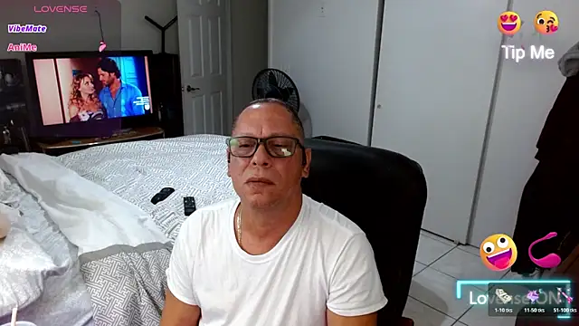 Snapshot of Daddy_1970 chatting on March 2026 05:05:02 PM Daddy 1970 online show from March 2026 05:05:02 PM