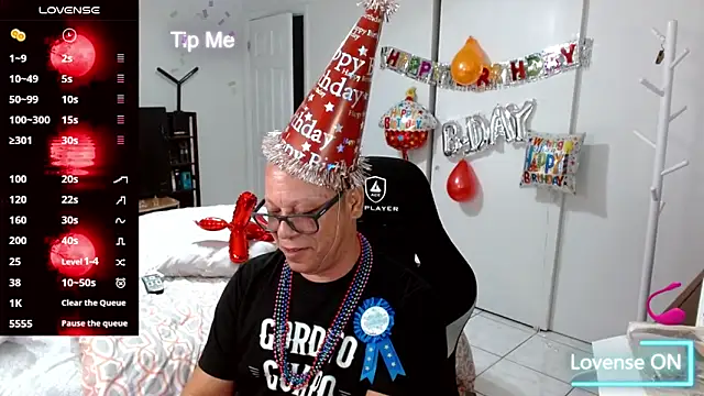 Snapshot of Daddy_1970 chatting on May 2026 10:00:01 AM Daddy 1970 online show from May 2026 10:00:01 AM