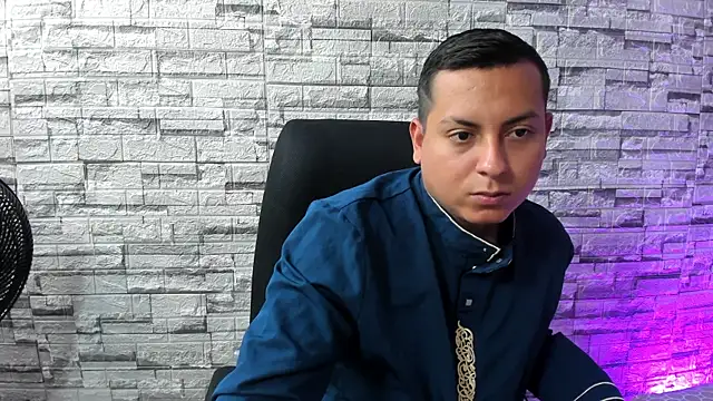 Snapshot of Hadarah_and_Hasan chatting on January 2026 06:43:02 PM Hadarah and Hasan online show from January 2026 06:43:02 PM