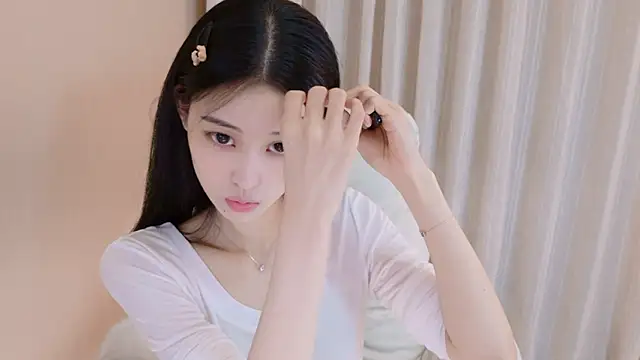 Snapshot of iiiiiiiiiu chatting on April 2026 12:09:02 PM iiiiiiiiiu online show from April 2026 12:09:02 PM